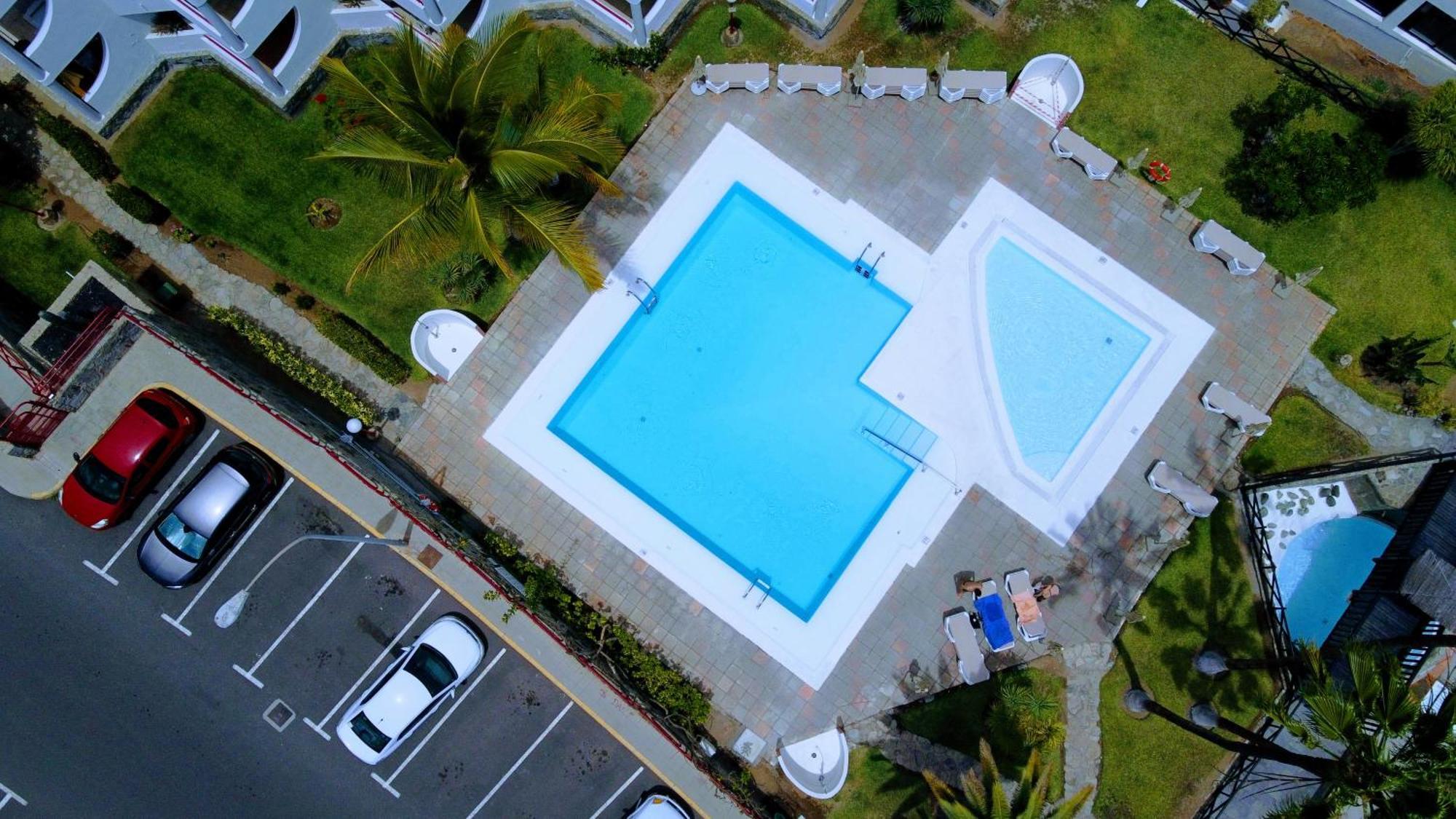 Holidays In Paradise Mogan Luaran gambar